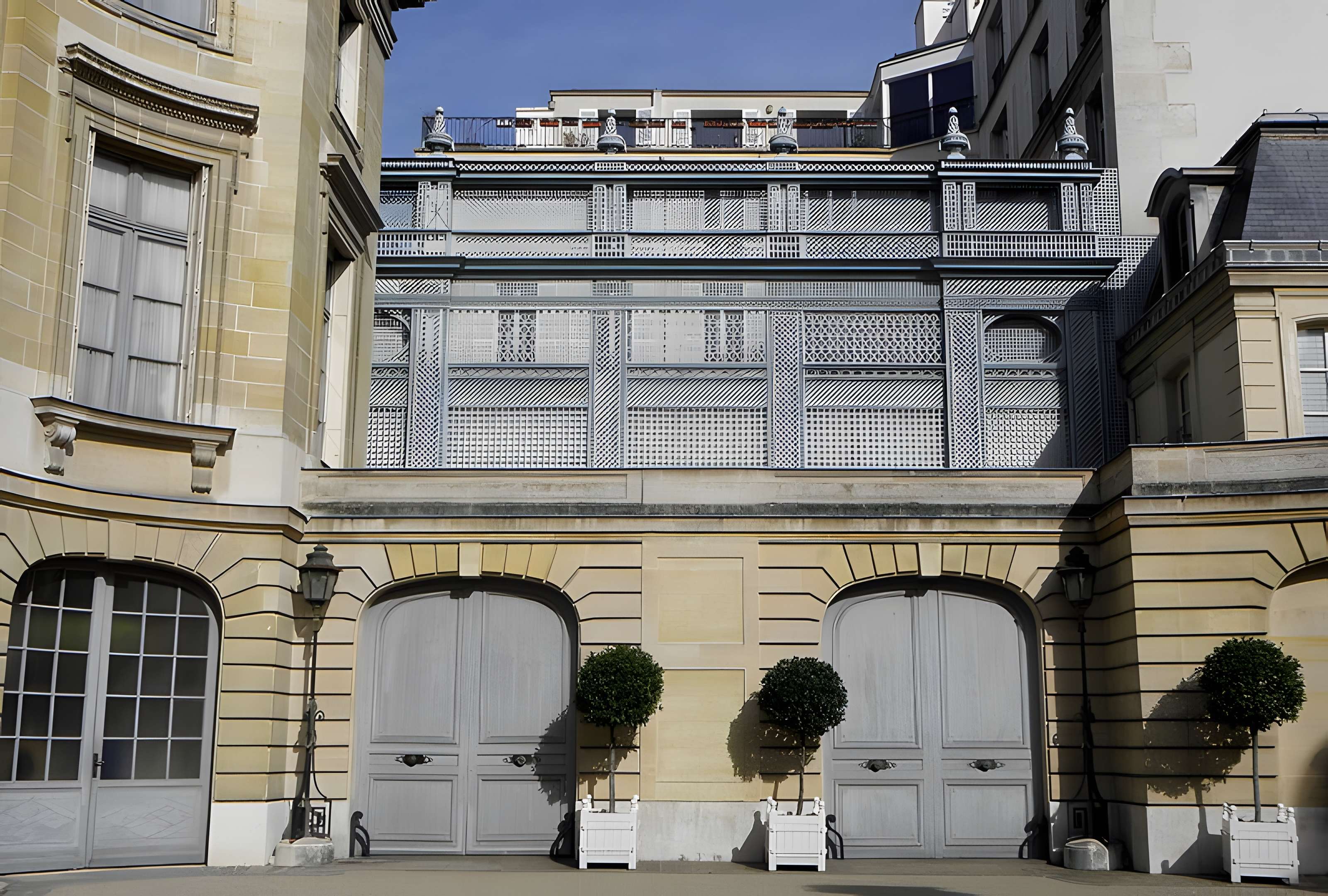 Ancien Garde-Meuble, actuellement ministère de la Marine ou Hôtel de la Marine