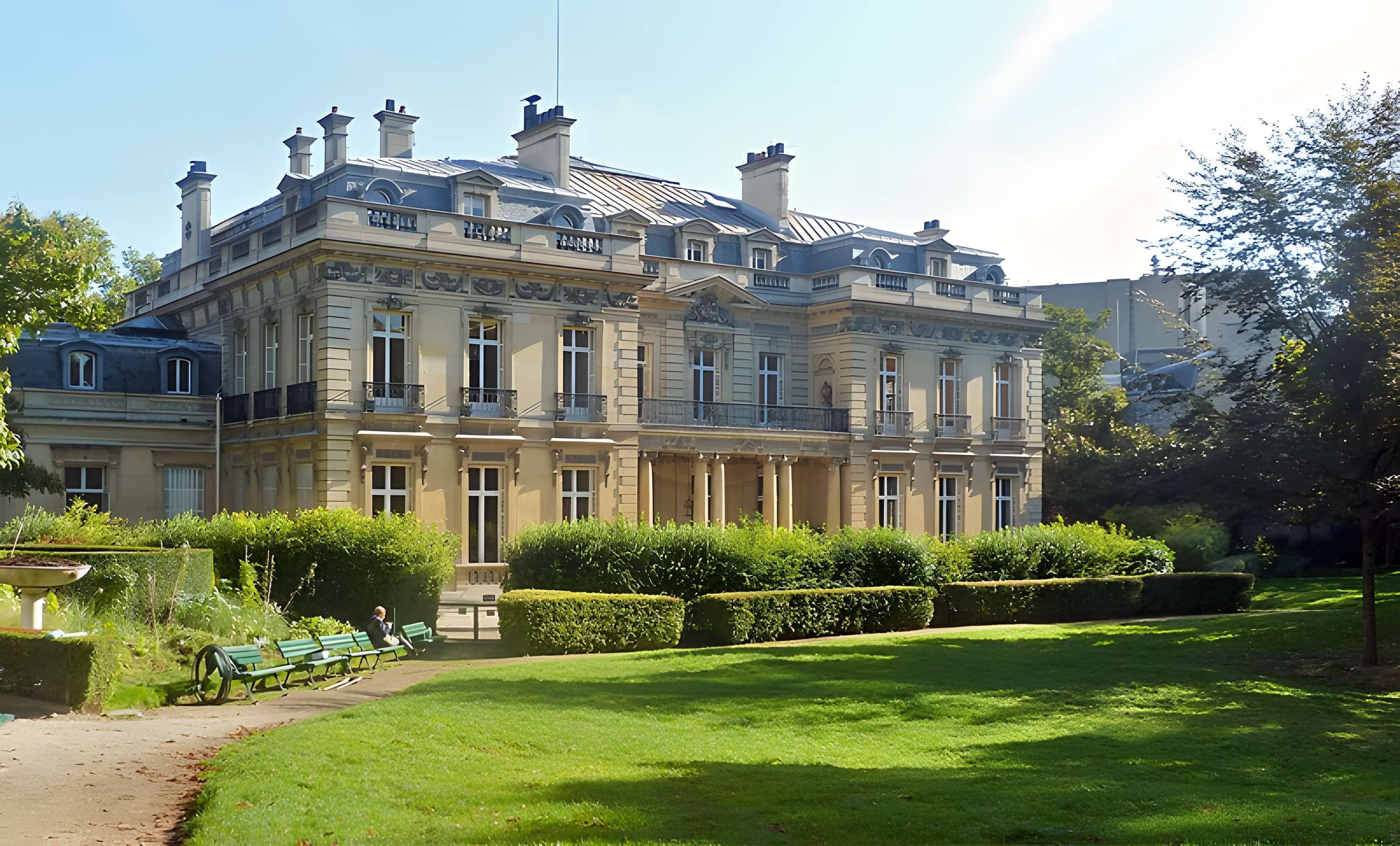 Ancien Garde-Meuble, actuellement ministère de la Marine ou Hôtel de la Marine
