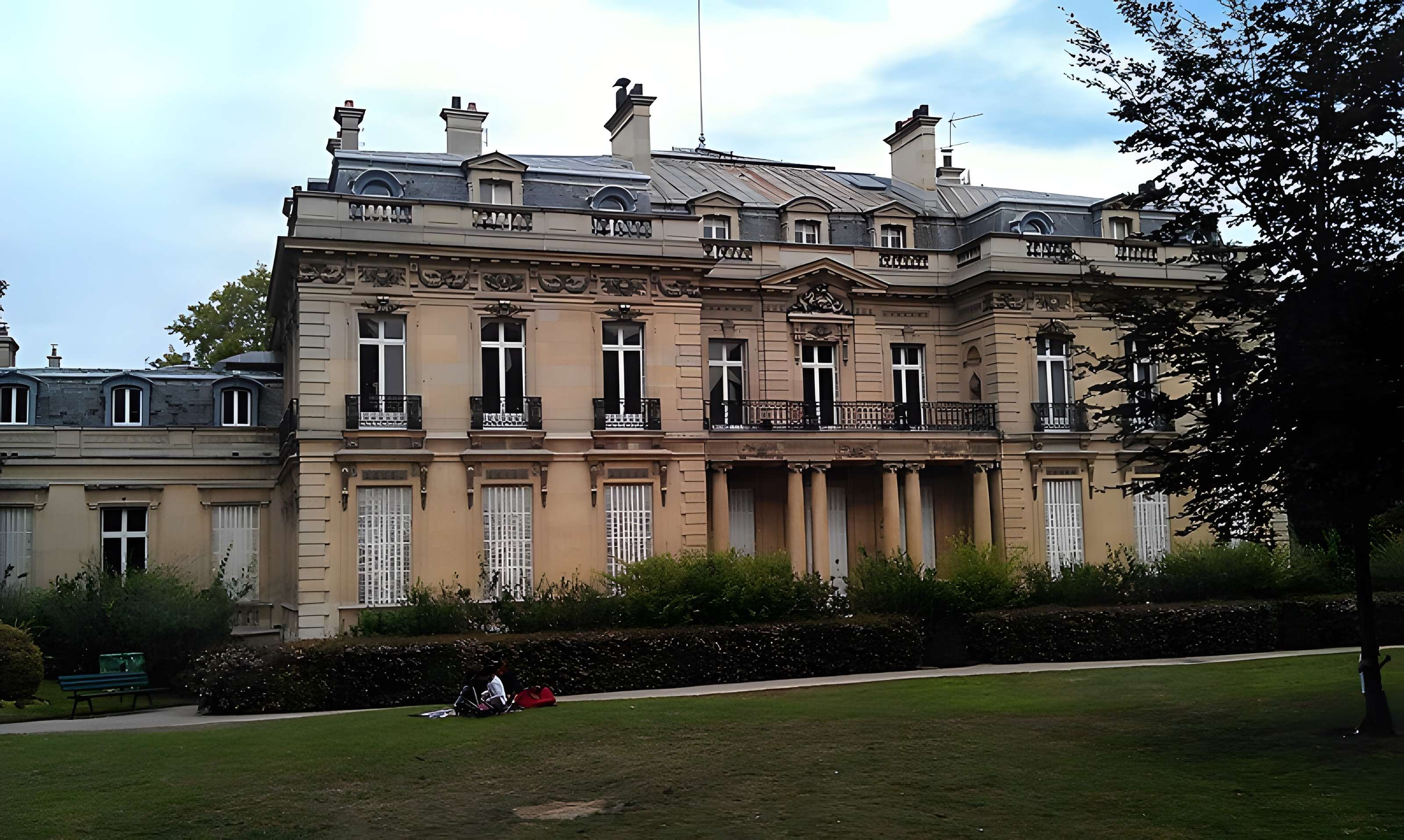 Ancien Garde-Meuble, actuellement ministère de la Marine ou Hôtel de la Marine