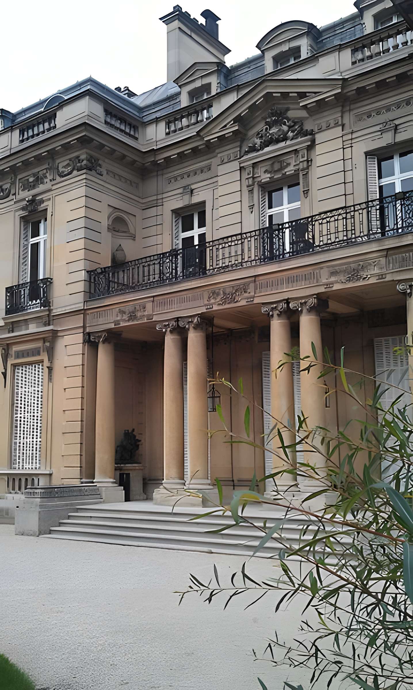 Ancien Garde-Meuble, actuellement ministère de la Marine ou Hôtel de la Marine