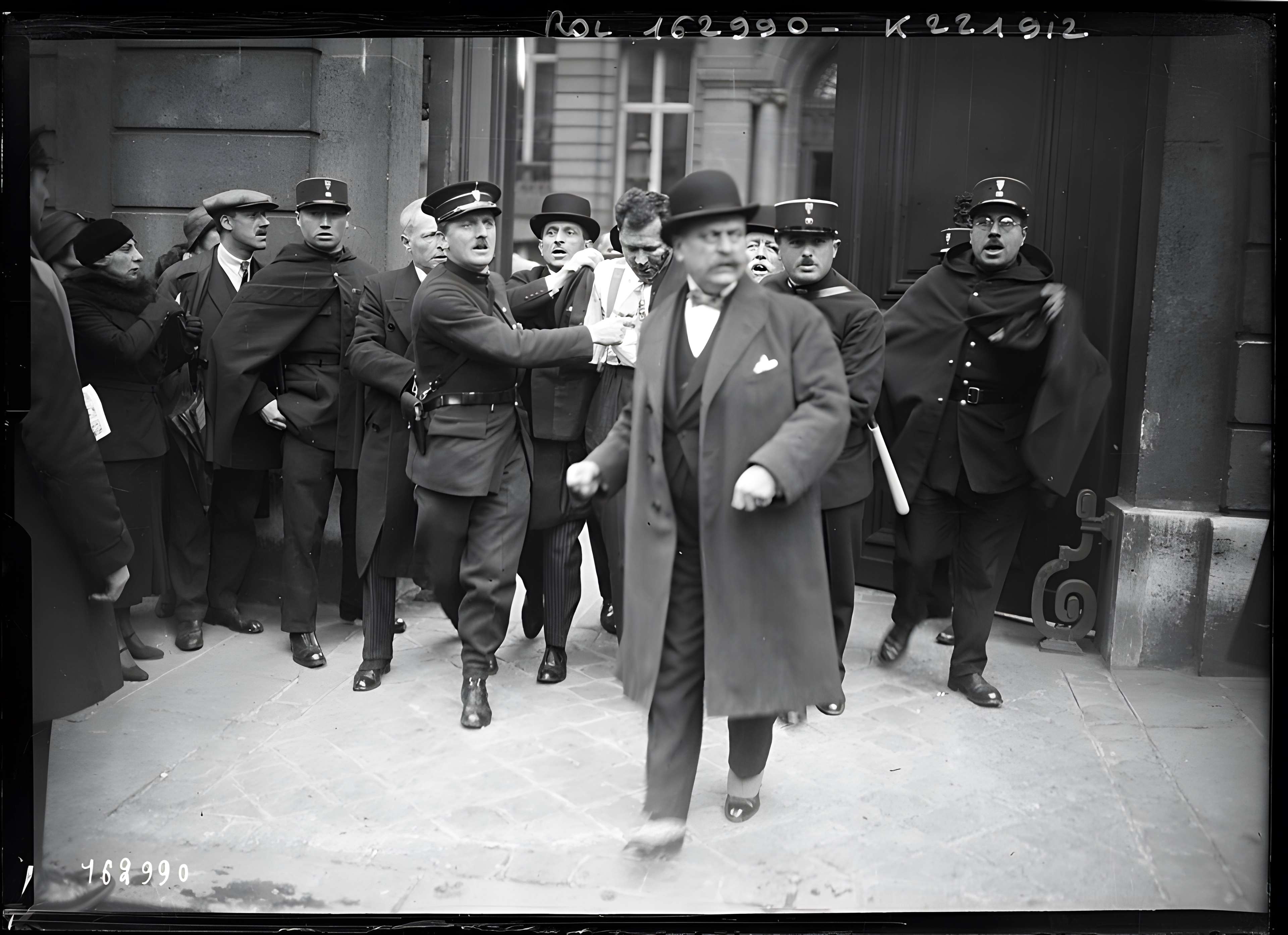 Ancien Garde-Meuble, actuellement ministère de la Marine ou Hôtel de la Marine