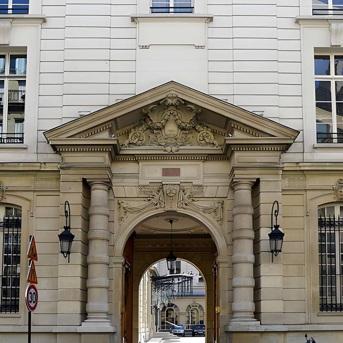 Photo de Immeuble, actuellement Cercle Interallié