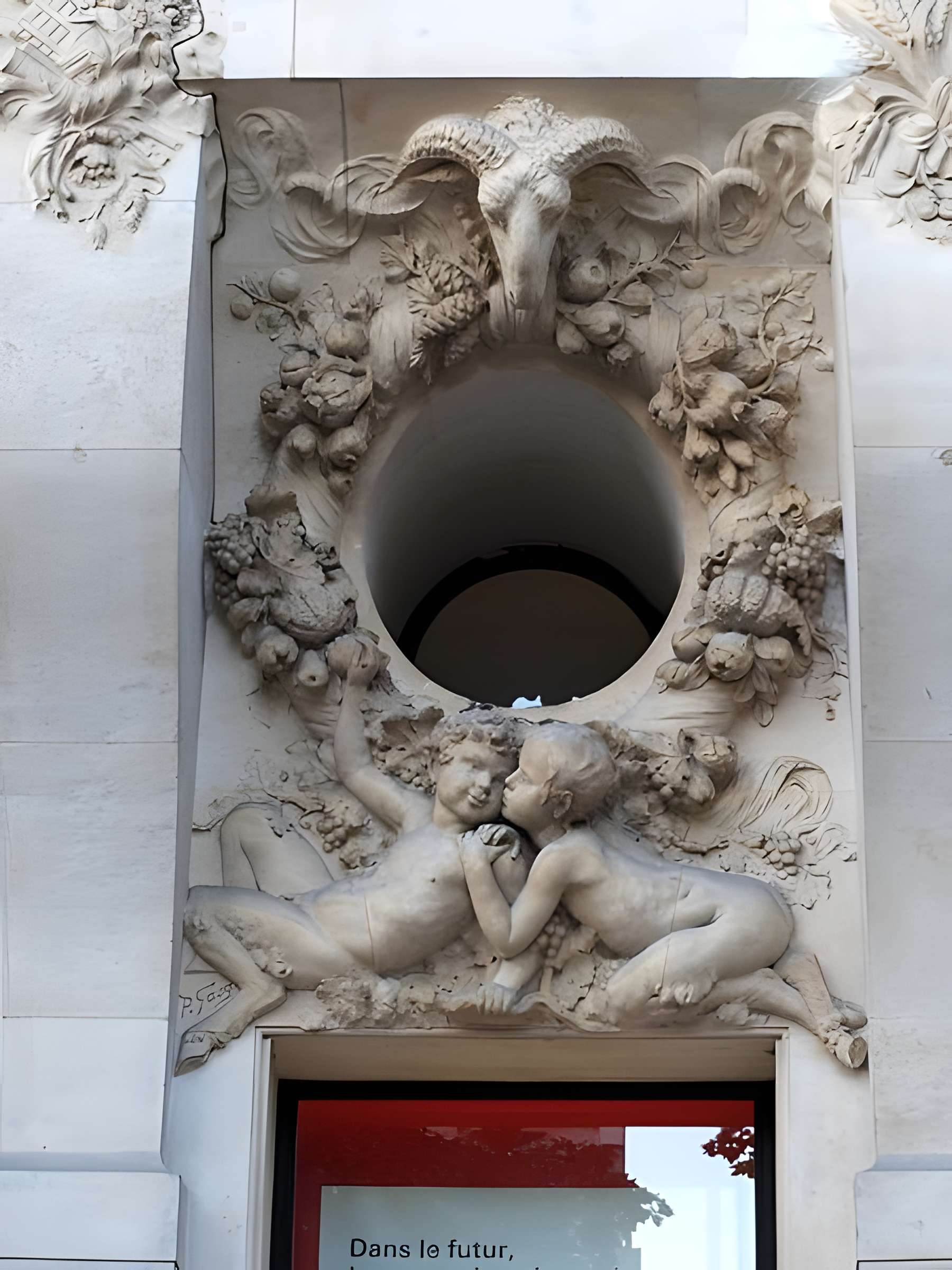 Immeuble, actuellement Cercle Interallié