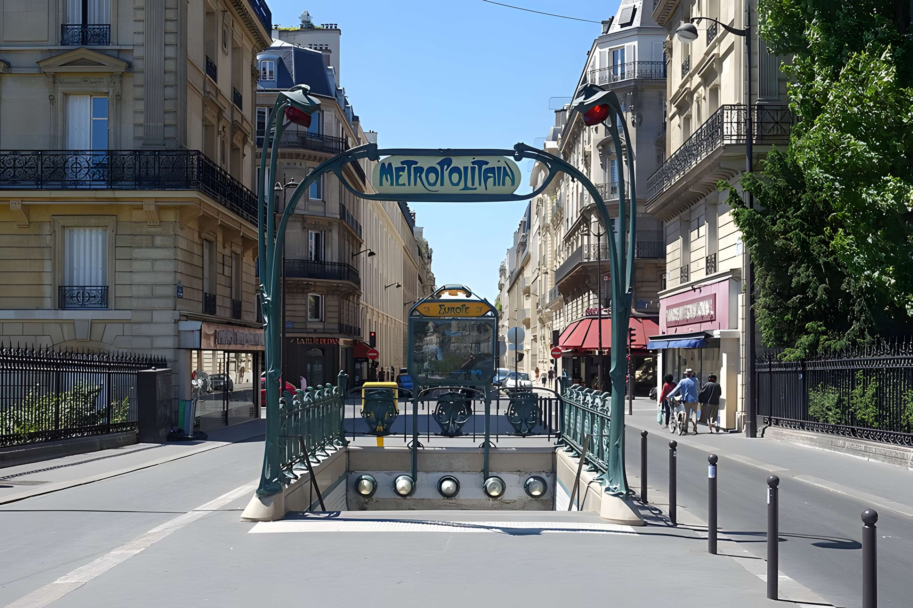 Métropolitain, station Europe