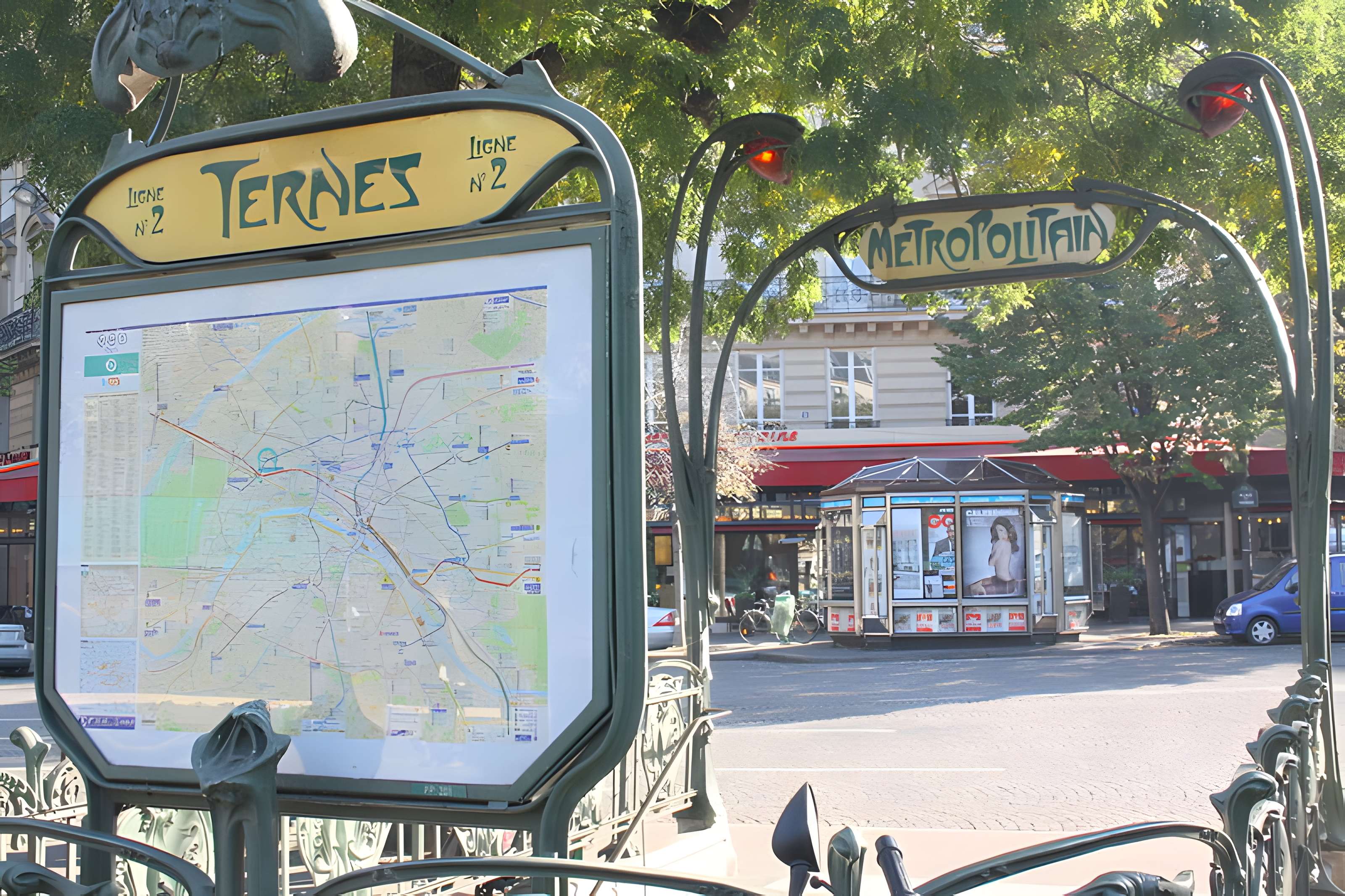 Métropolitain, station Europe