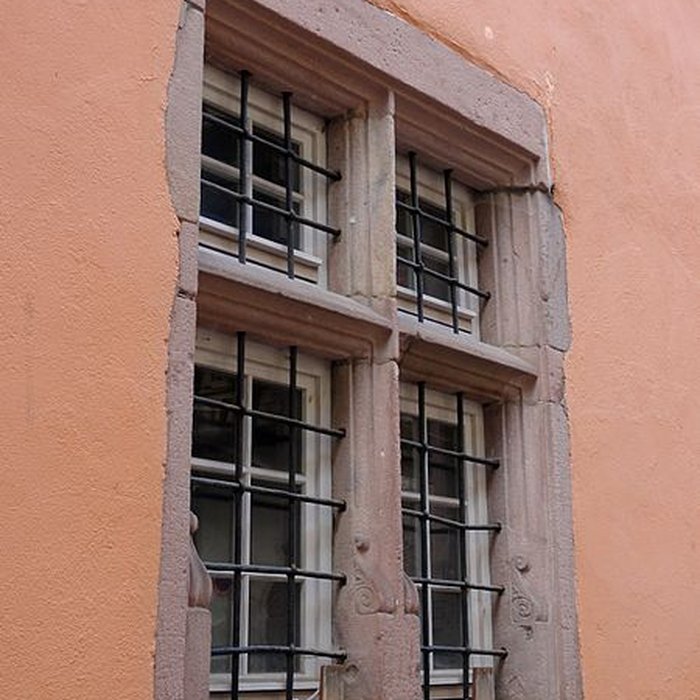 Photo de Maison aux 6-8 Rue Saint-Nicolas à Riquewihr