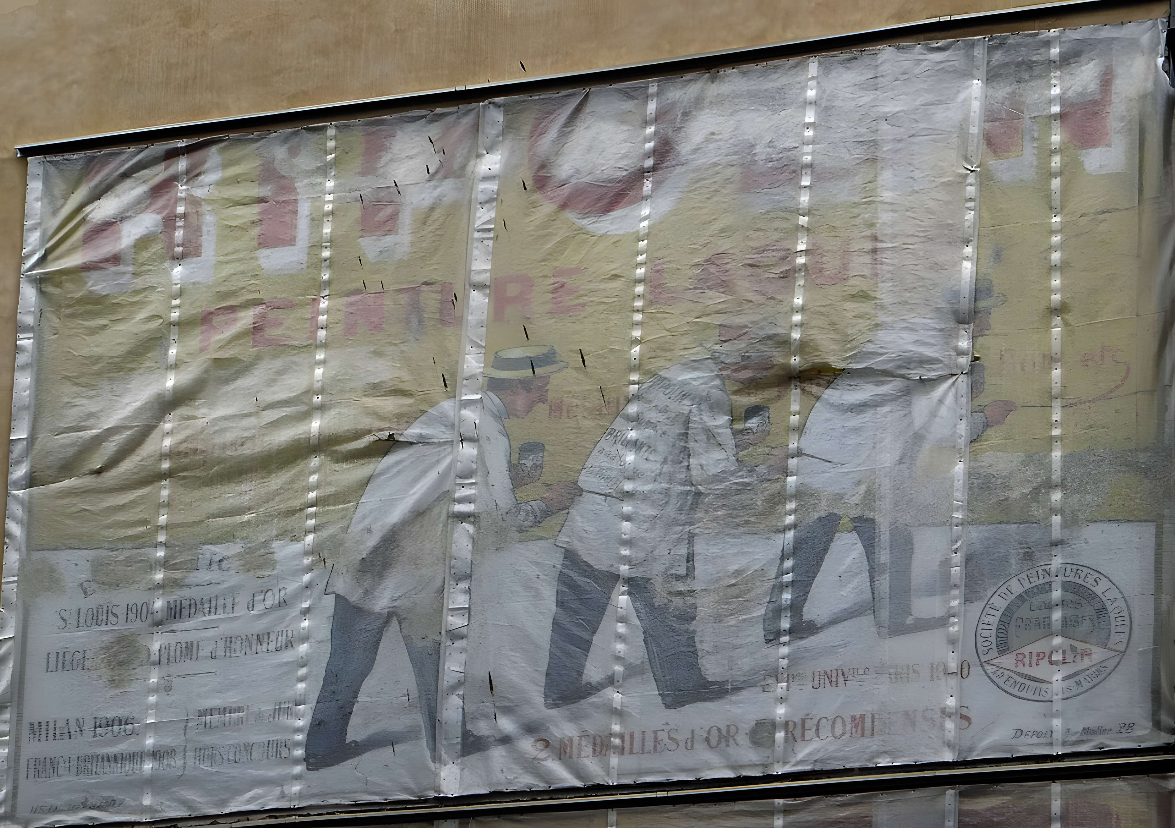 Immeuble : mur peint