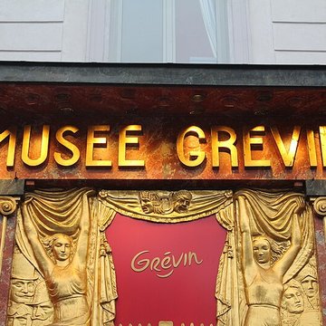 Musée Grévin voir aussi : passage Jouffroy