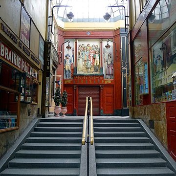Musée Grévin voir aussi : passage Jouffroy