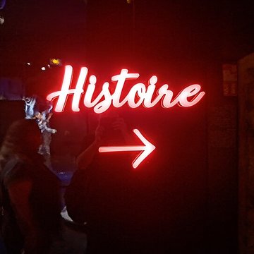 Musée Grévin voir aussi : passage Jouffroy