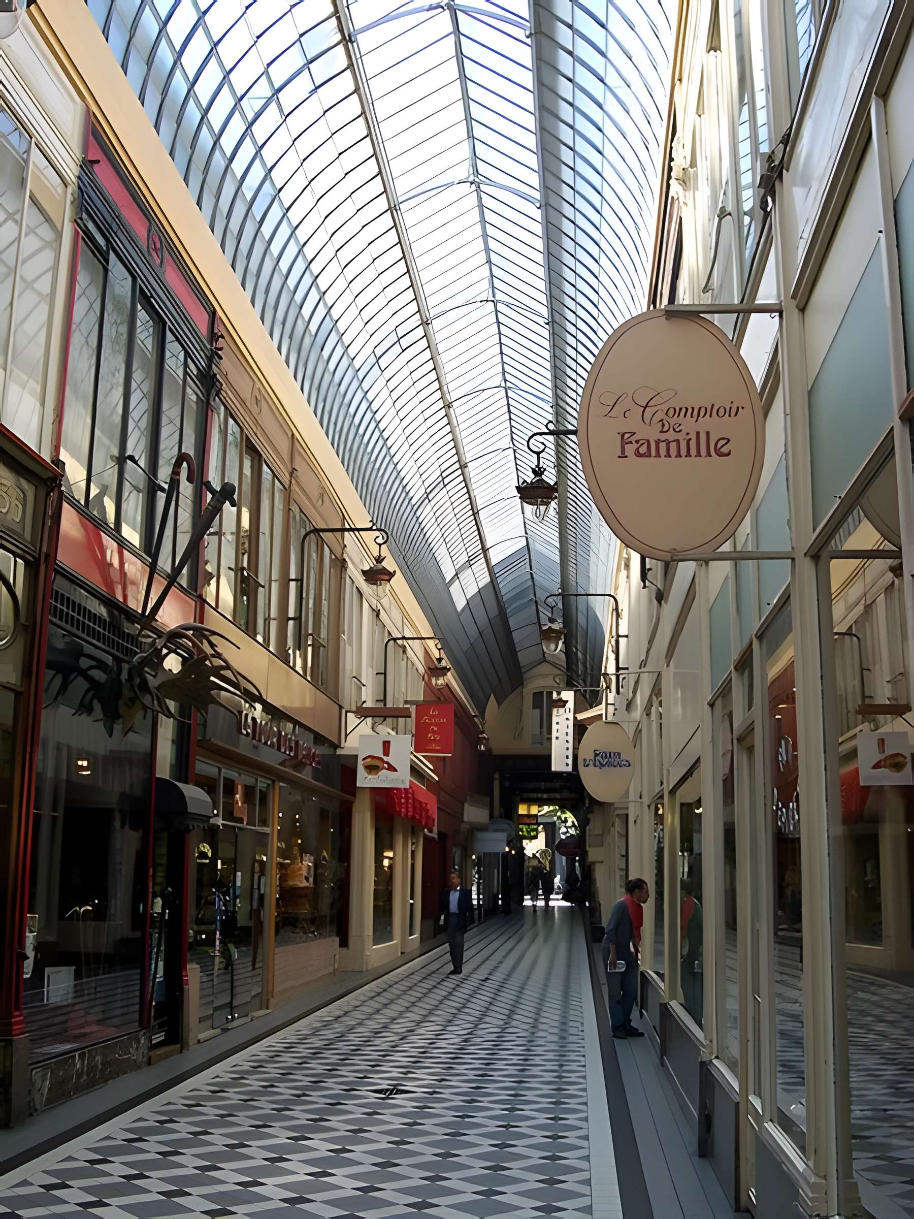 Musée Grévin (voir aussi : passage Jouffroy)