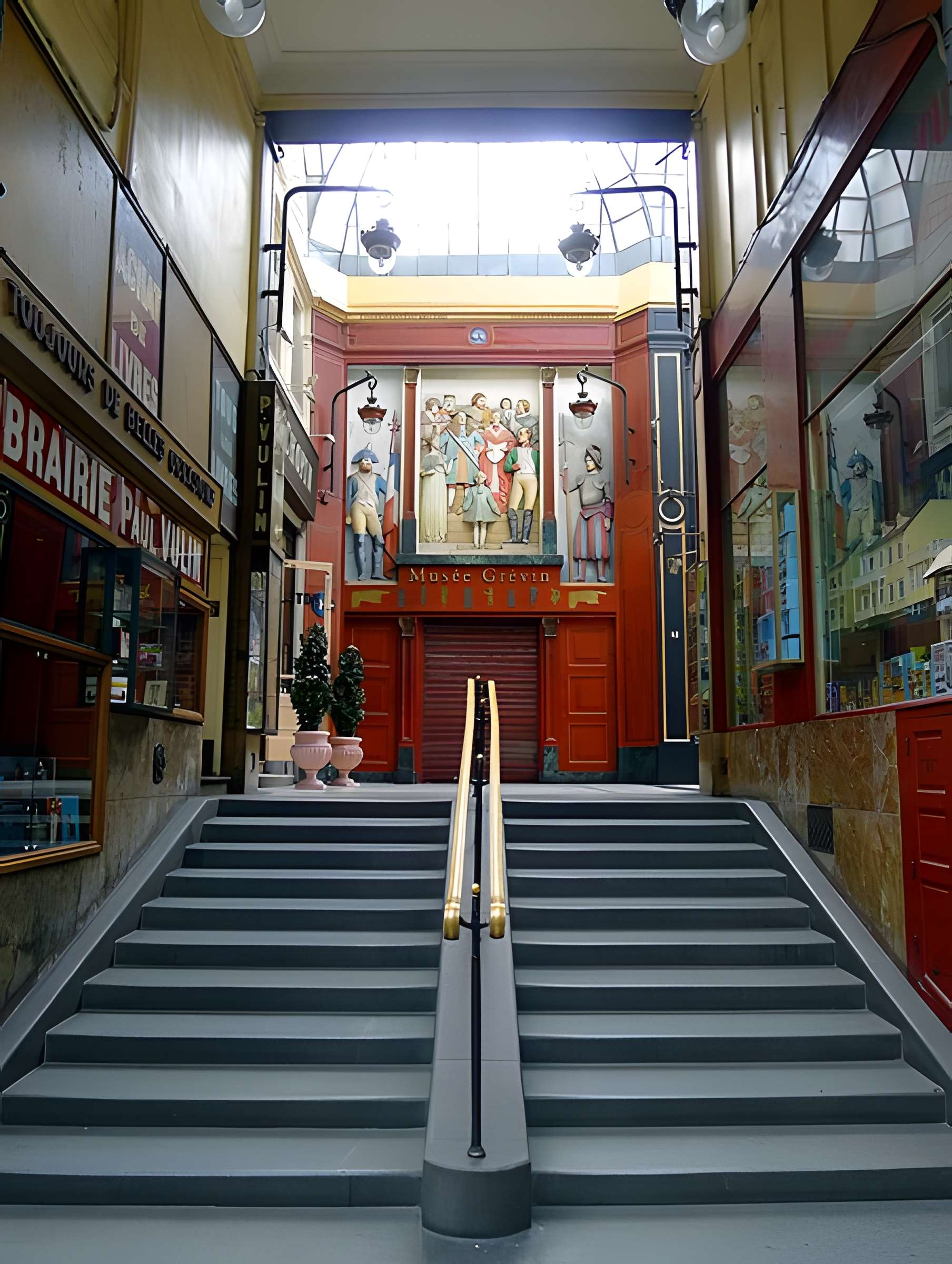 Musée Grévin (voir aussi : passage Jouffroy)