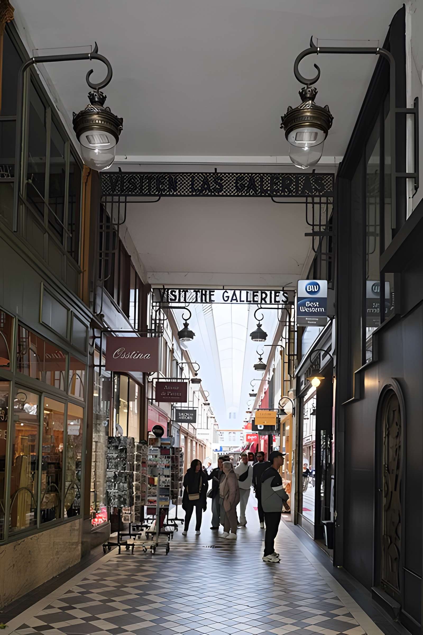 Musée Grévin (voir aussi : passage Jouffroy)