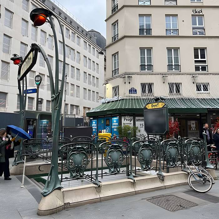 Photo de Métropolitain, station Cadet