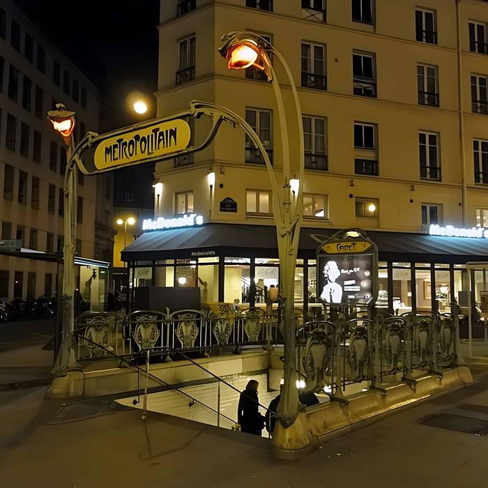 Photo de Métropolitain, station Cadet