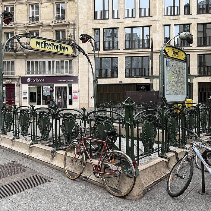 Photo de Métropolitain, station Cadet