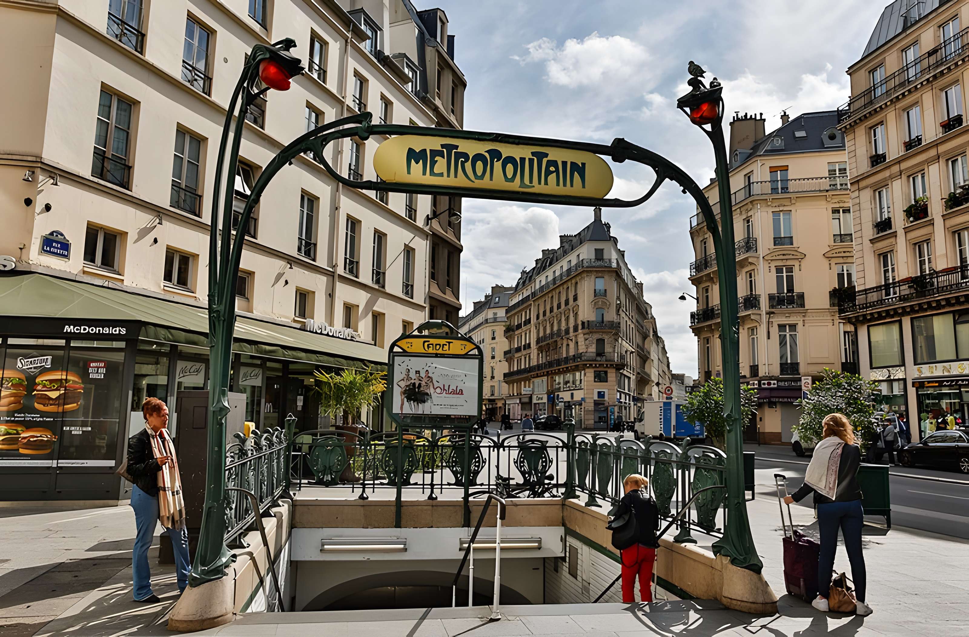 Métropolitain, station Cadet