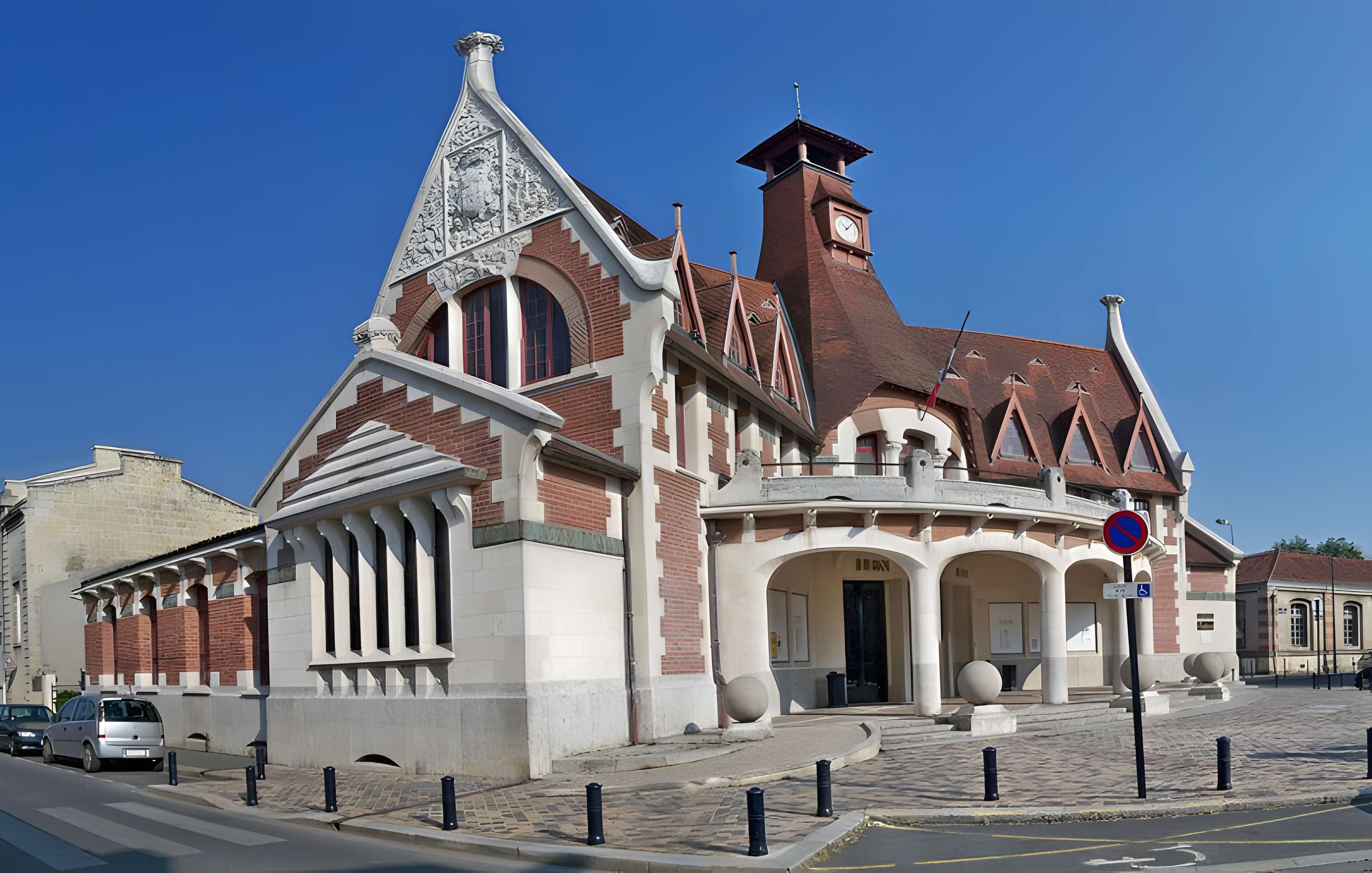 Maison cantonale de La Bastide à Bordeaux 