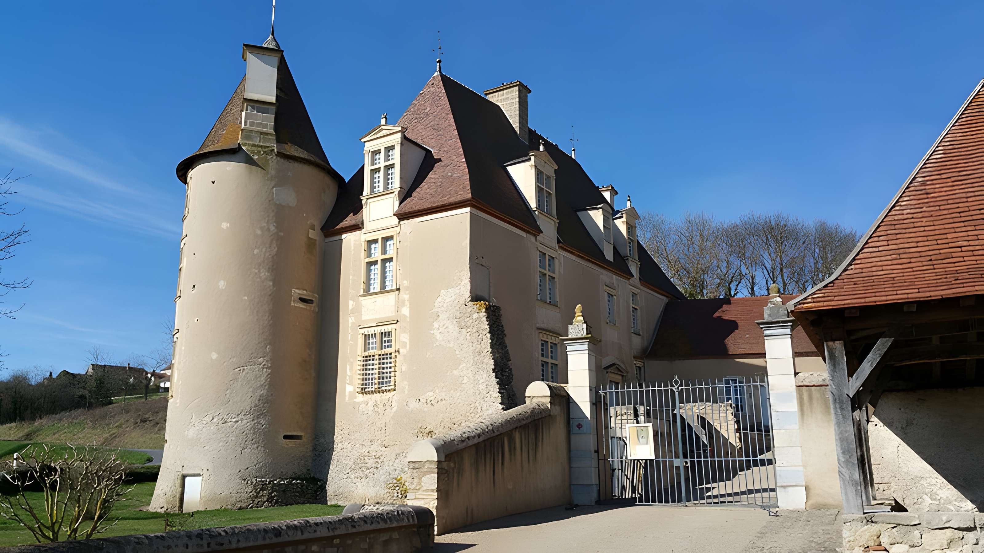 Château de Chareil-Cintrat