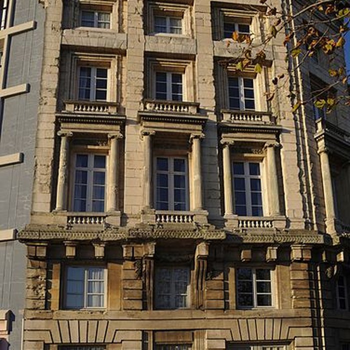 Photo de Immeuble ancienne maison de lArmateur, actuellement Musée de lArmement naval