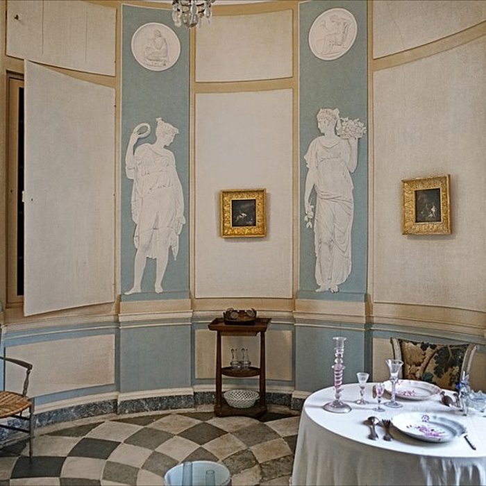 Photo de Immeuble ancienne maison de lArmateur, actuellement Musée de lArmement naval