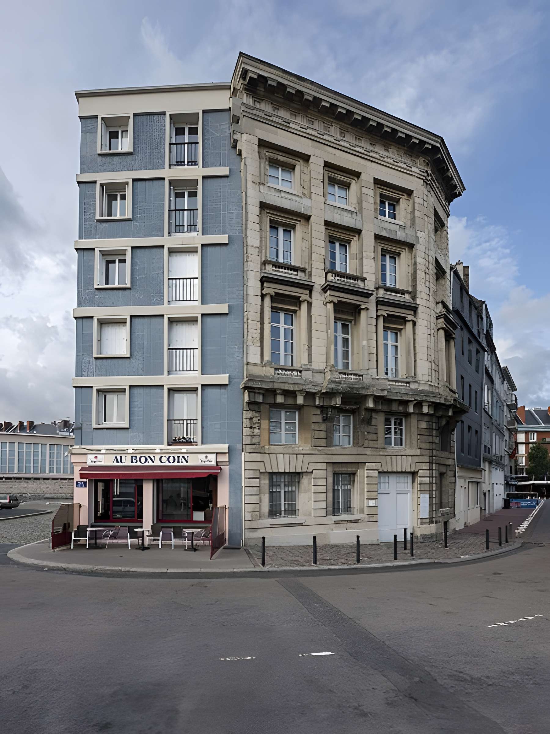 Immeuble (ancienne maison de l'Armateur, actuellement Musée de l'Armement naval)