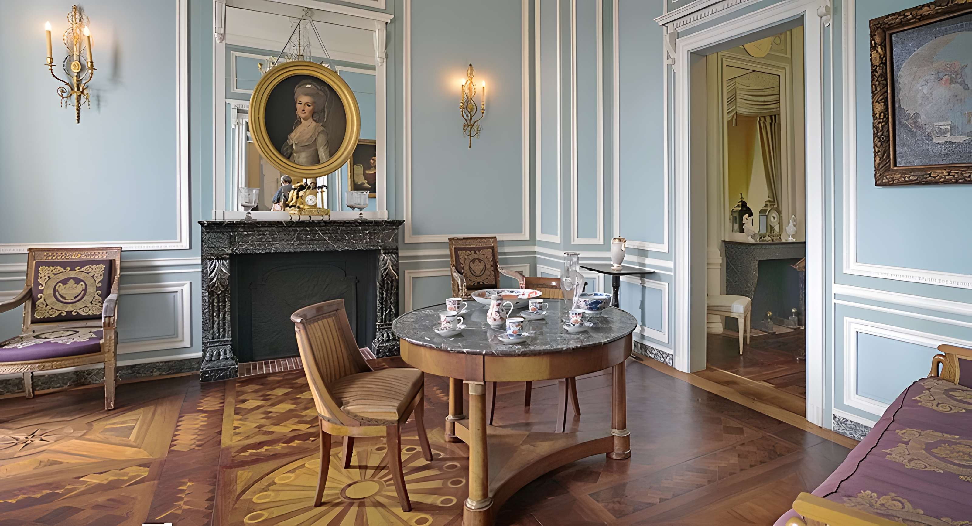 Immeuble (ancienne maison de l'Armateur, actuellement Musée de l'Armement naval)