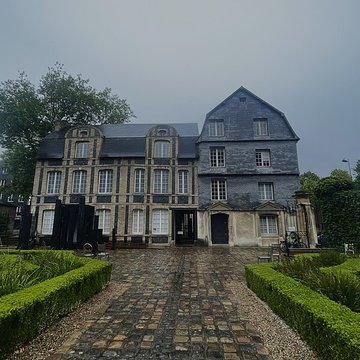 Maison Dubocage de Bliville ou maison des Veuves