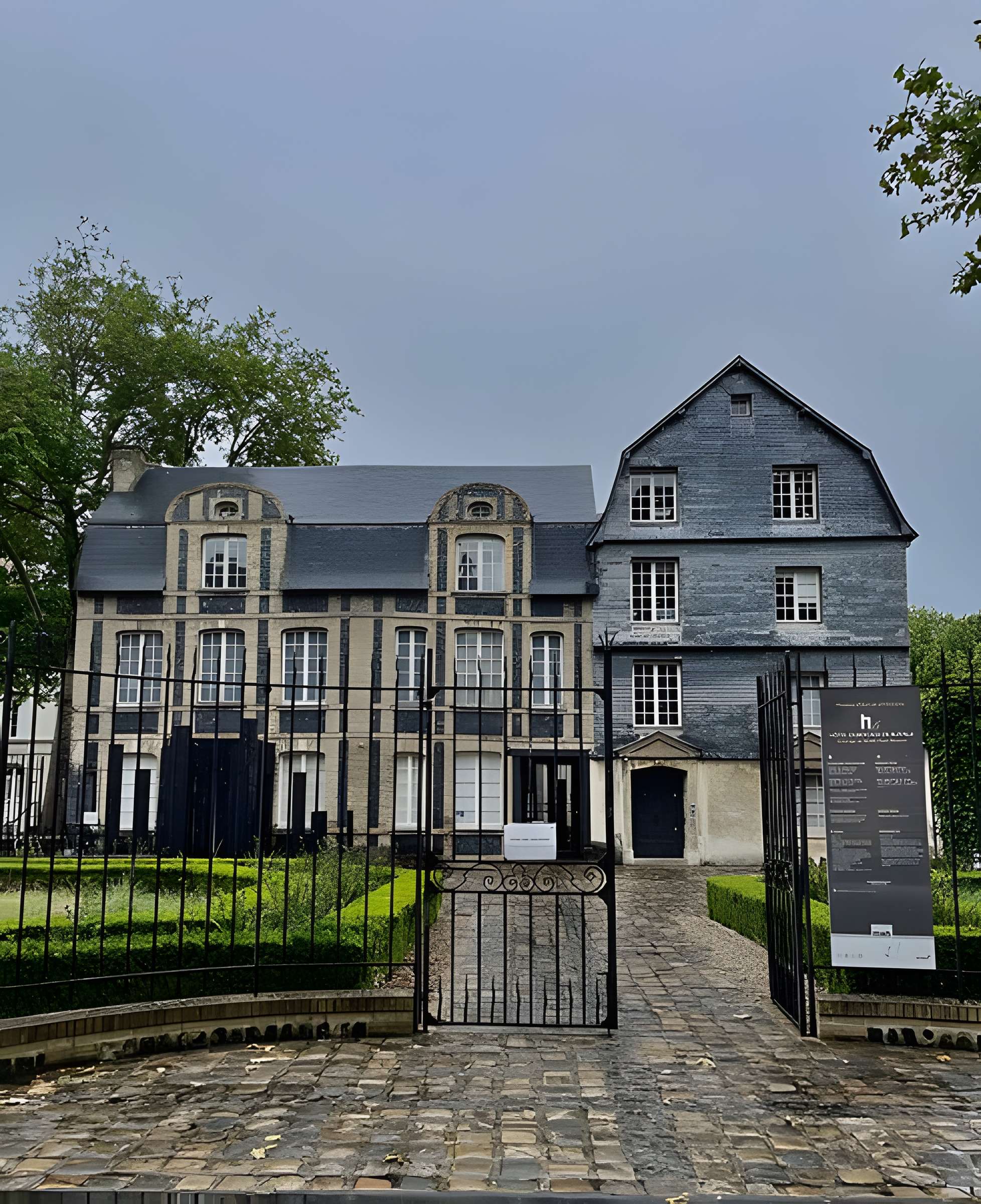 Maison Dubocage de Bliville (ou maison des Veuves)