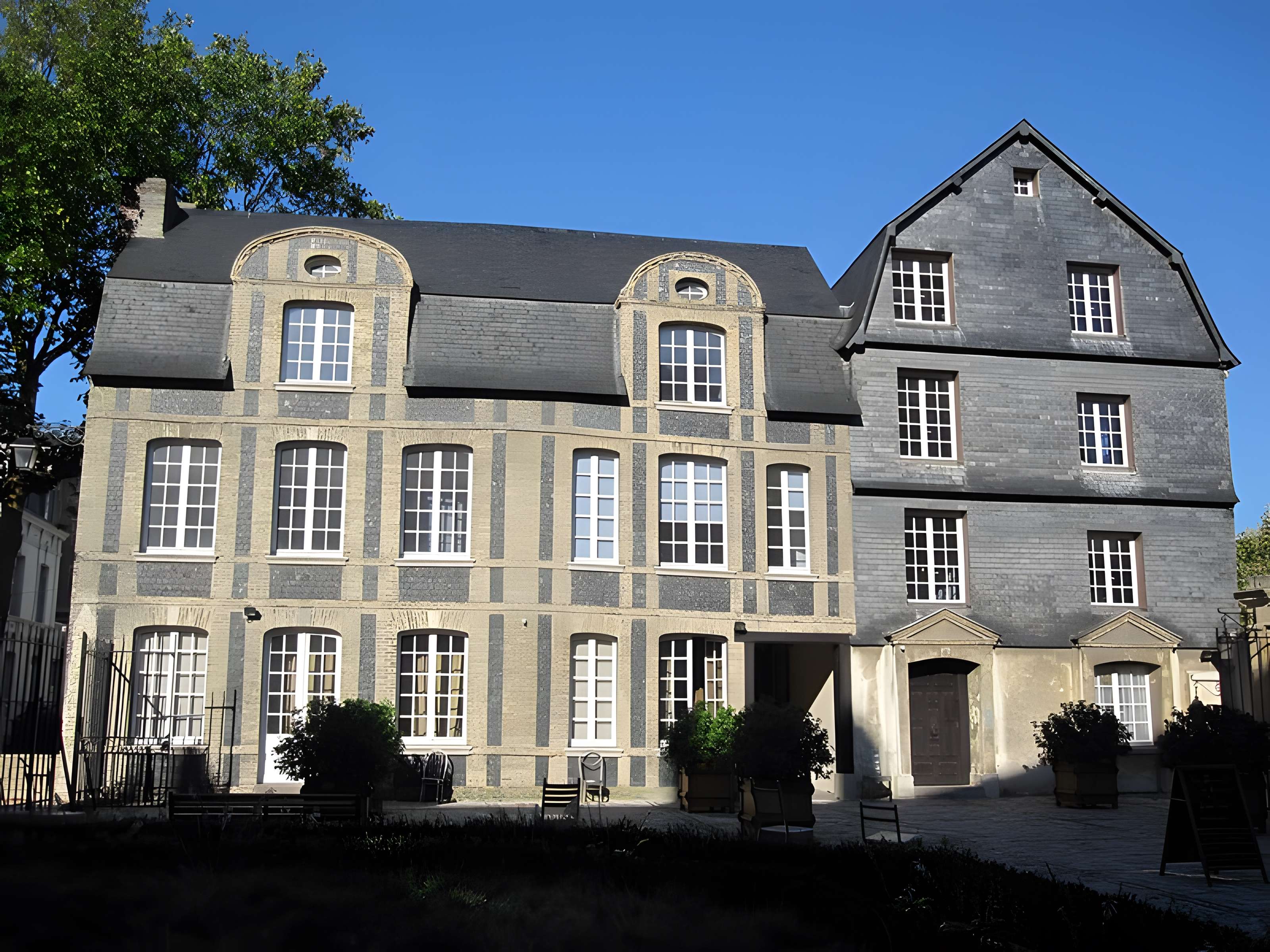Maison Dubocage de Bliville (ou maison des Veuves)