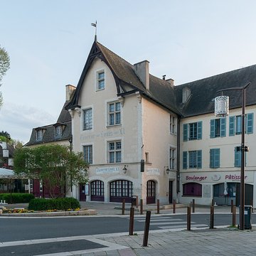 Maison de Louis XI à Cusset
