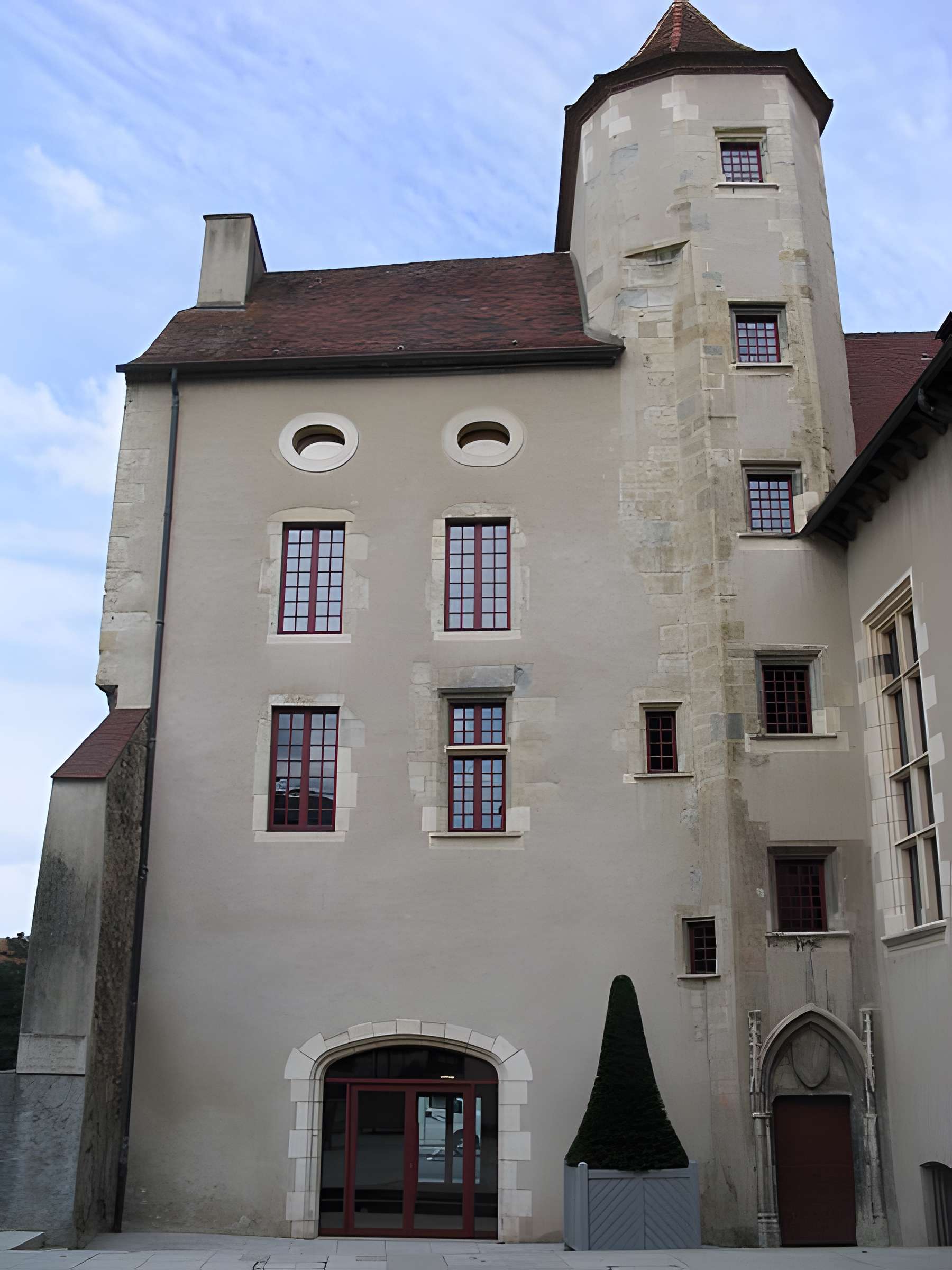Maison de Louis XI à Cusset