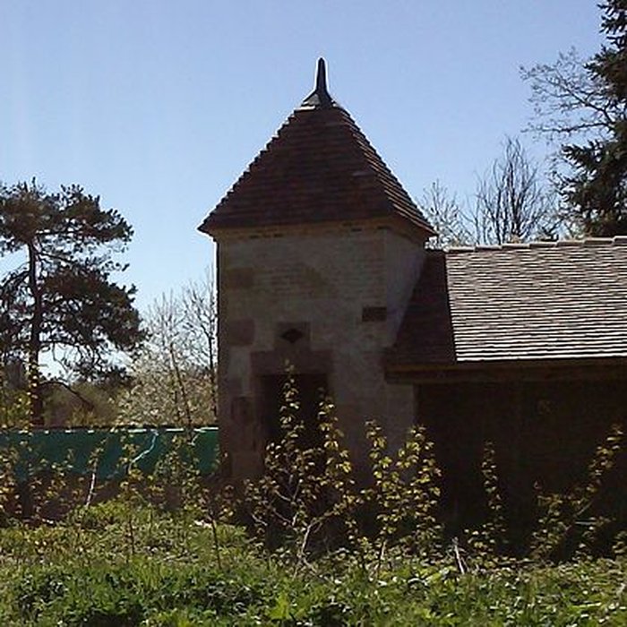 Photo de Maison de Neuglize à Bessay-sur-Allier