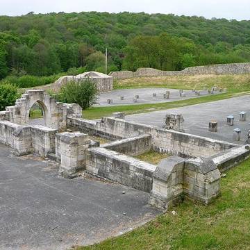 Ancienne enceinte féodale