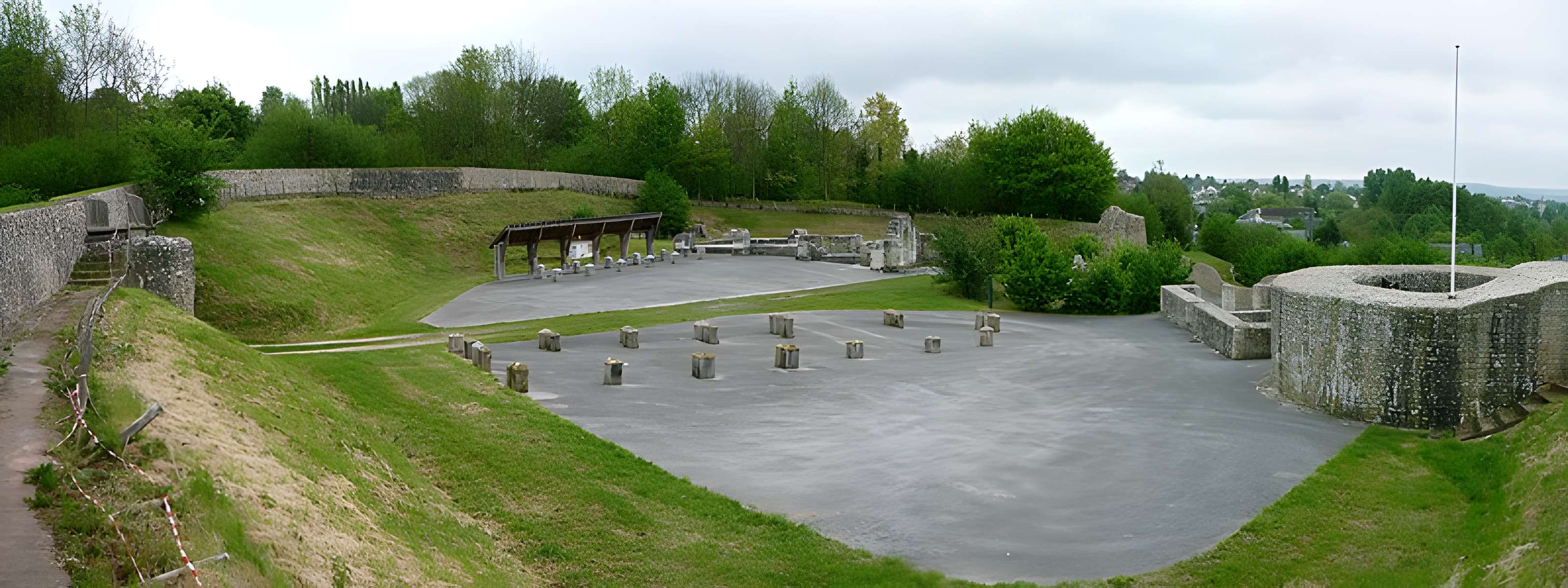 Ancienne enceinte féodale
