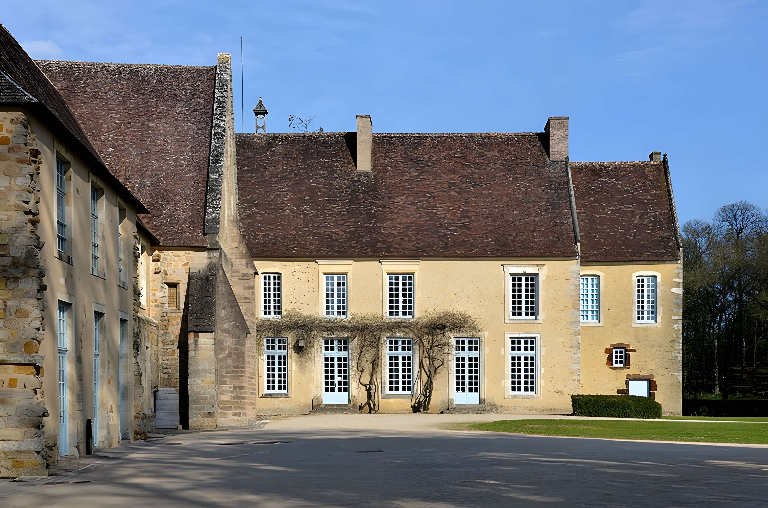 Ancienne abbaye de l'Epau