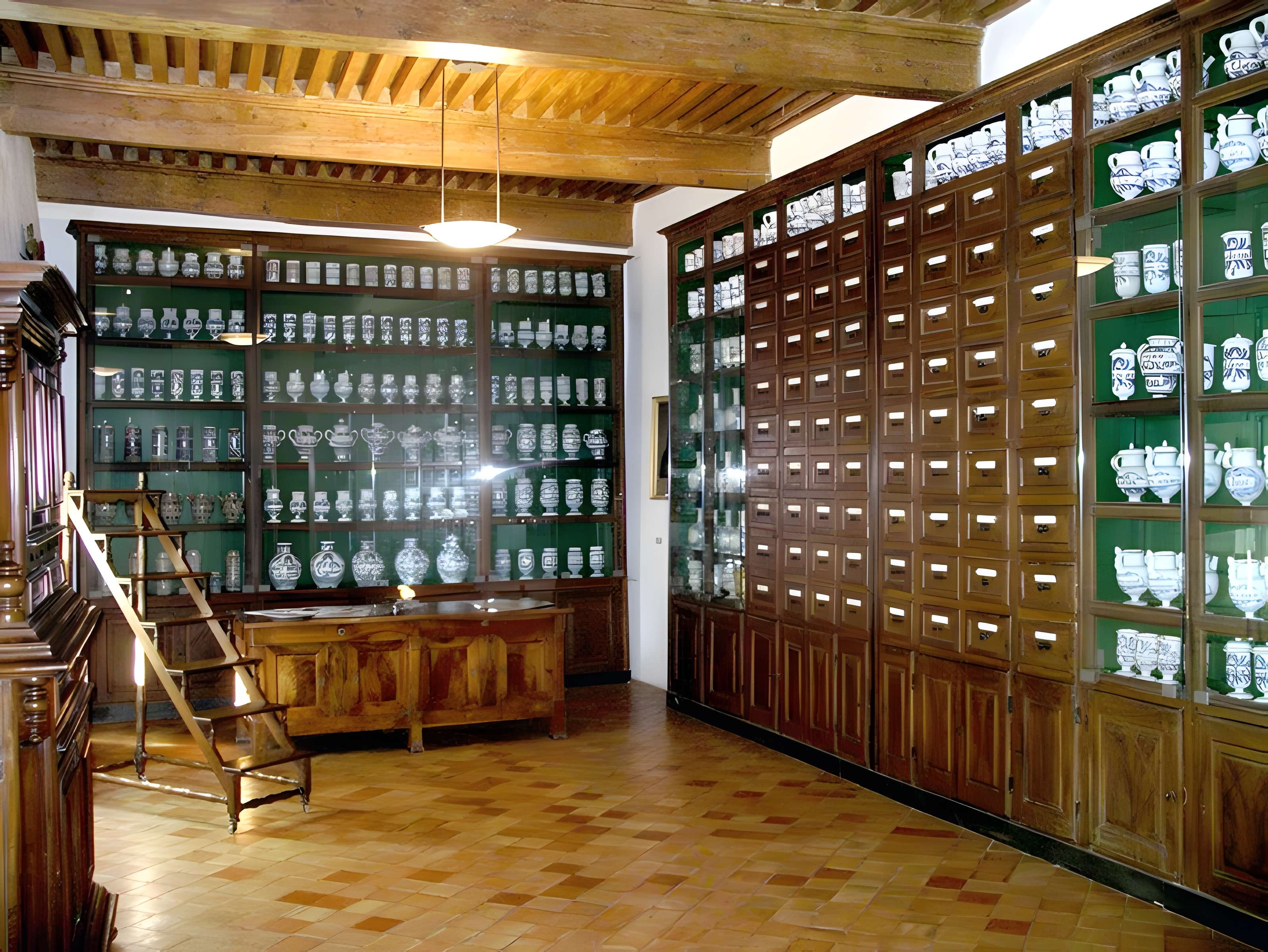 Maison des chevaliers de Pont-Saint-Esprit