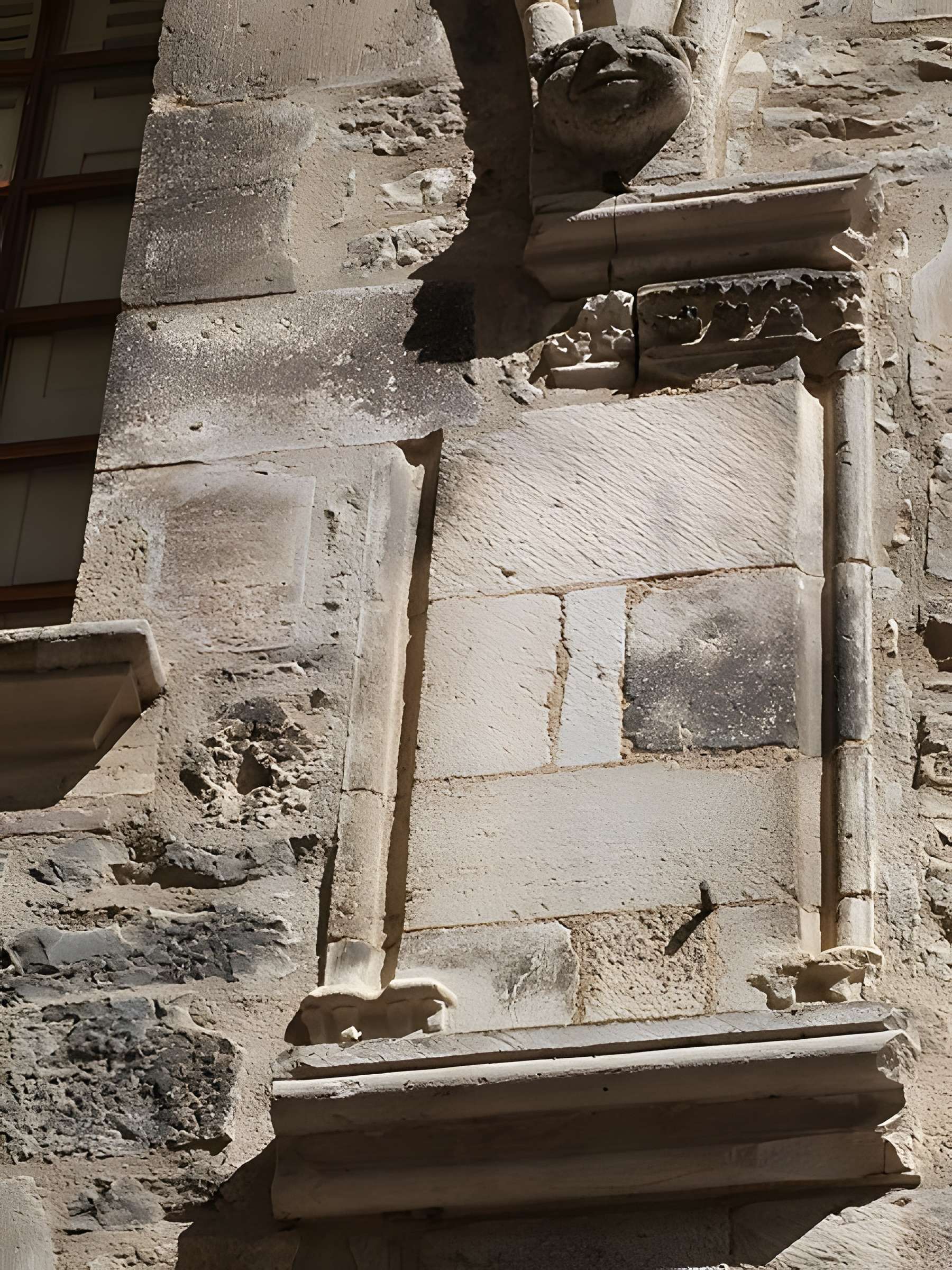 Maison des Loups à Caylus