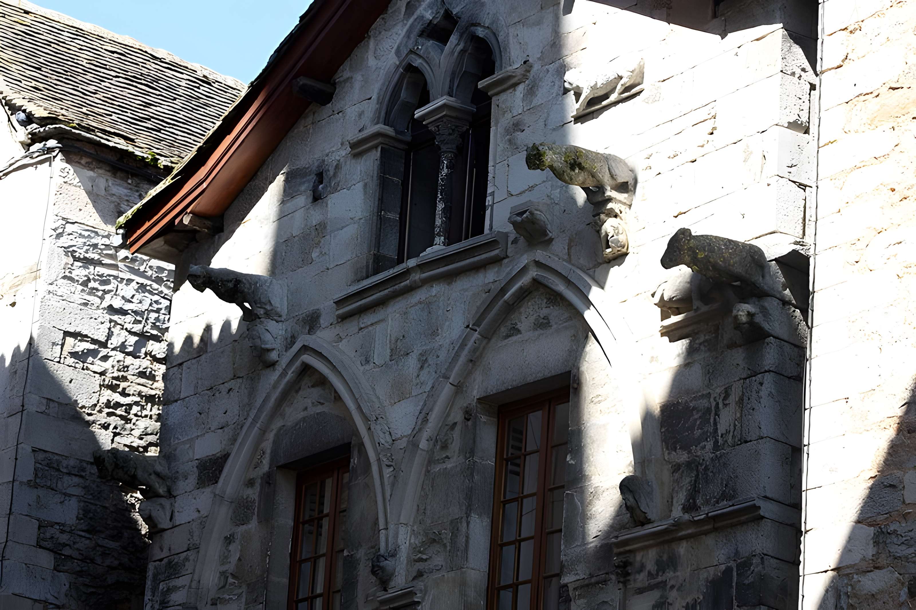 Maison des Loups à Caylus