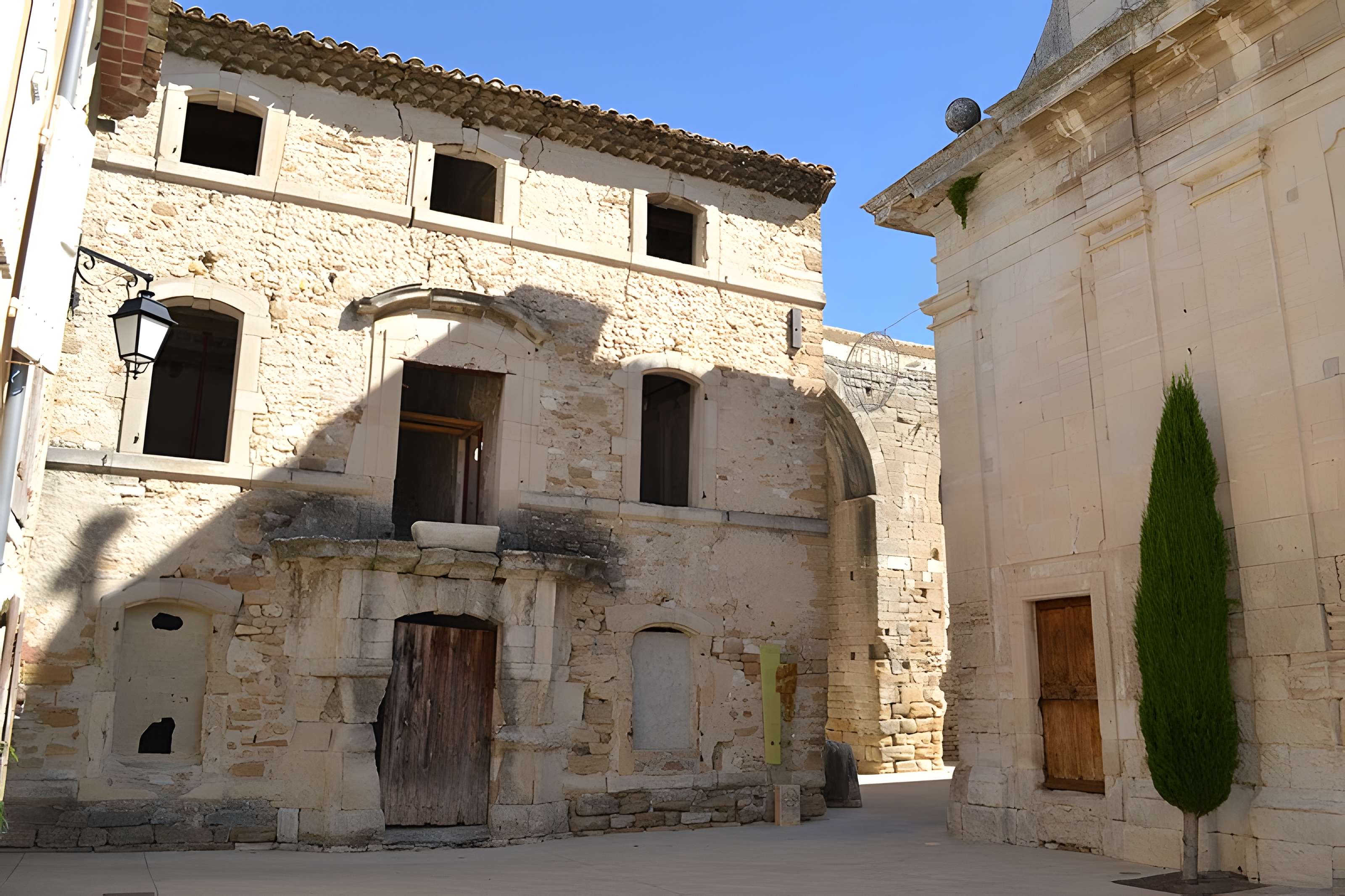Commanderie des Templiers et maison des Notaires