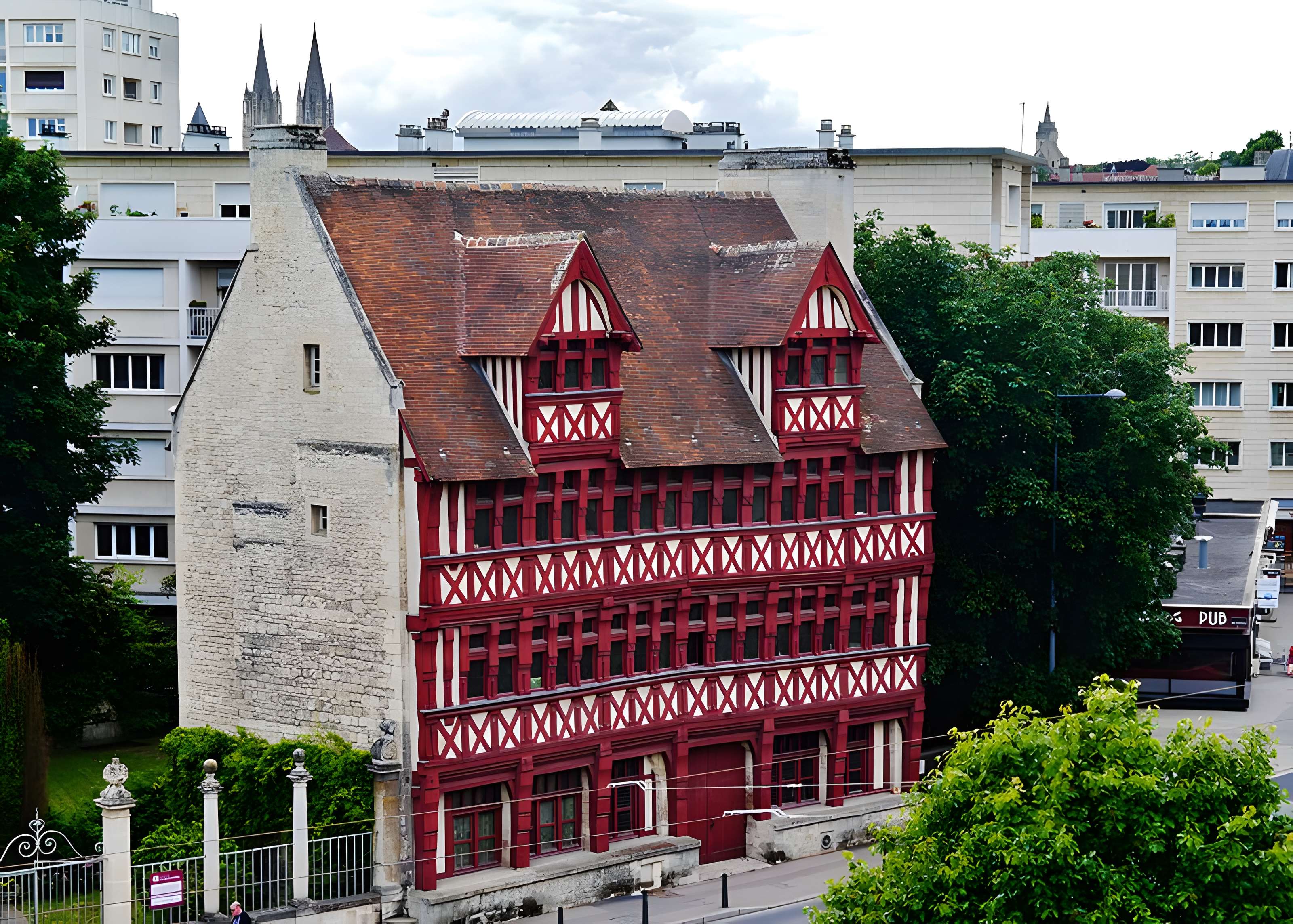 Maison des Quatrans à Caen