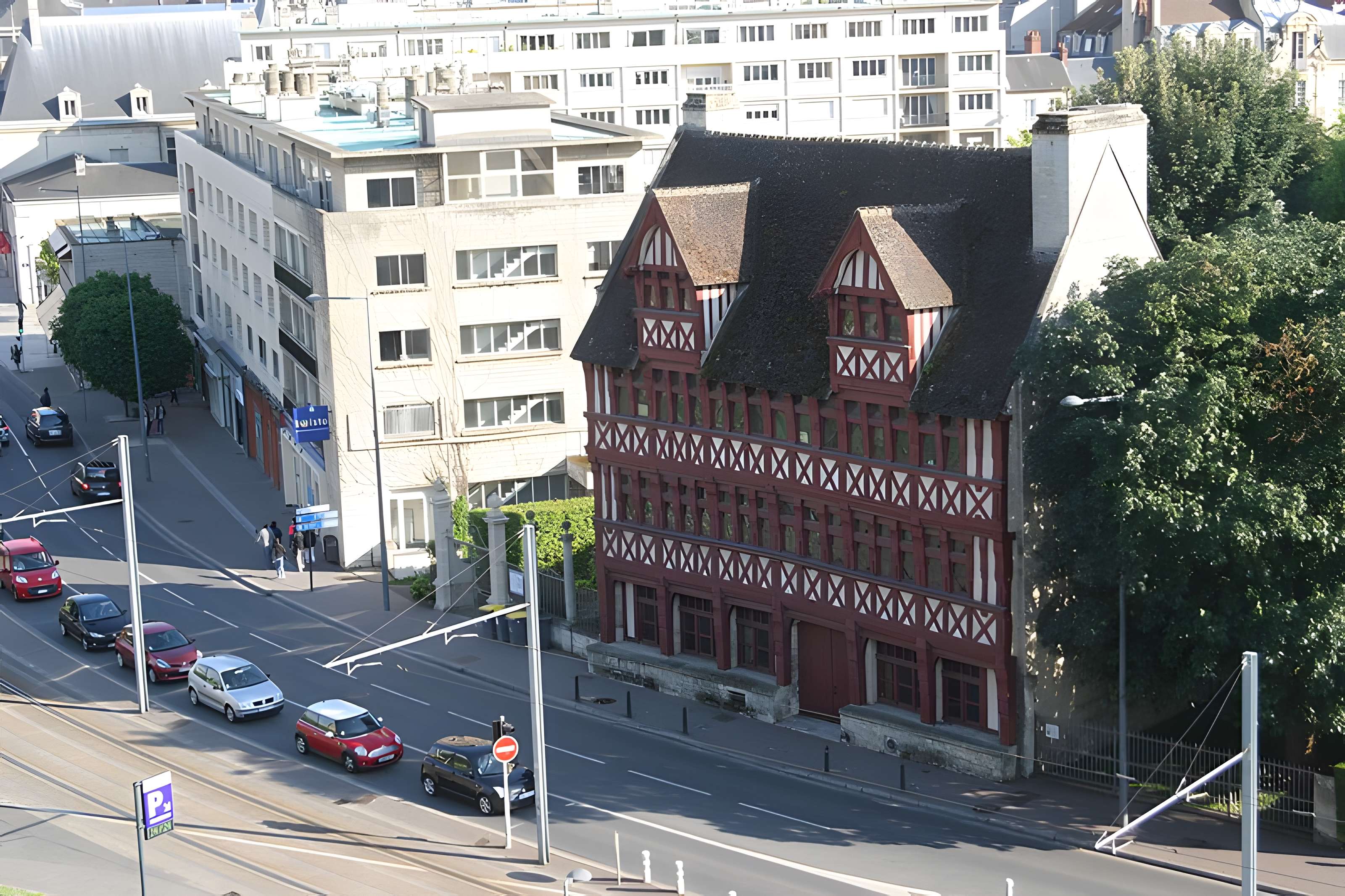 Maison des Quatrans à Caen