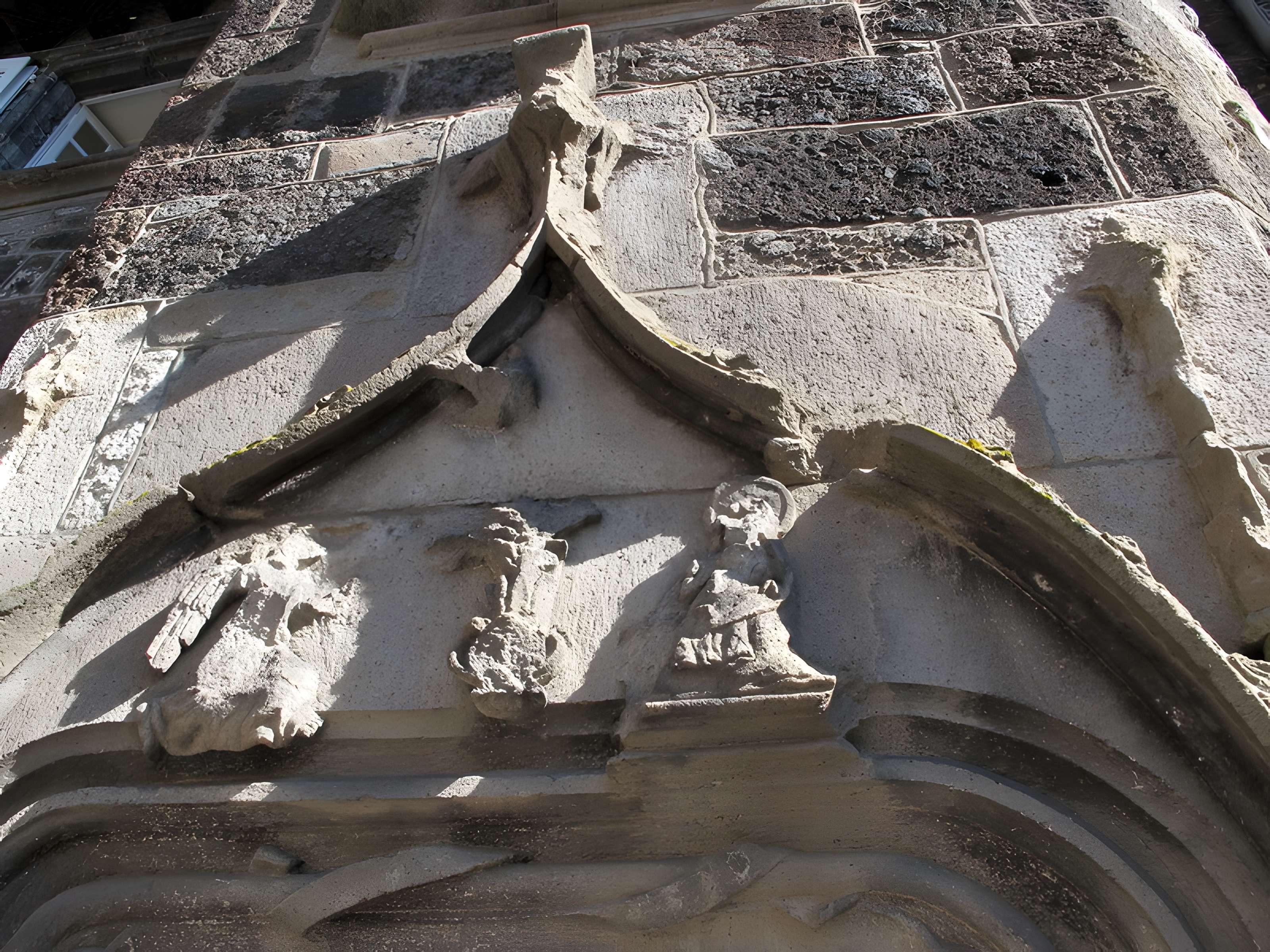 Maison dite des princes de Monaco à Vic-sur-Cère