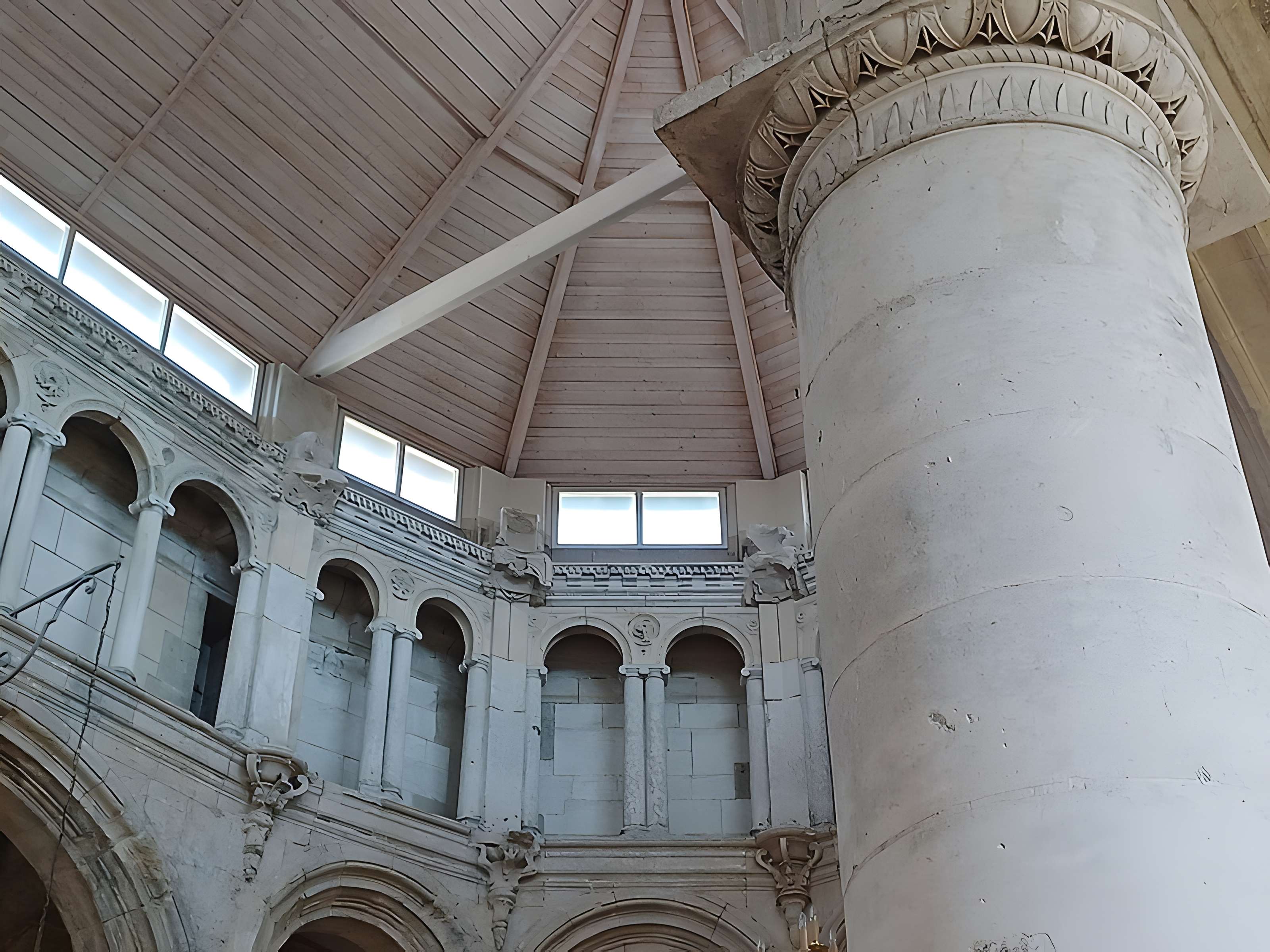 Ancienne abbaye (également sur commune de Thérouldeville)