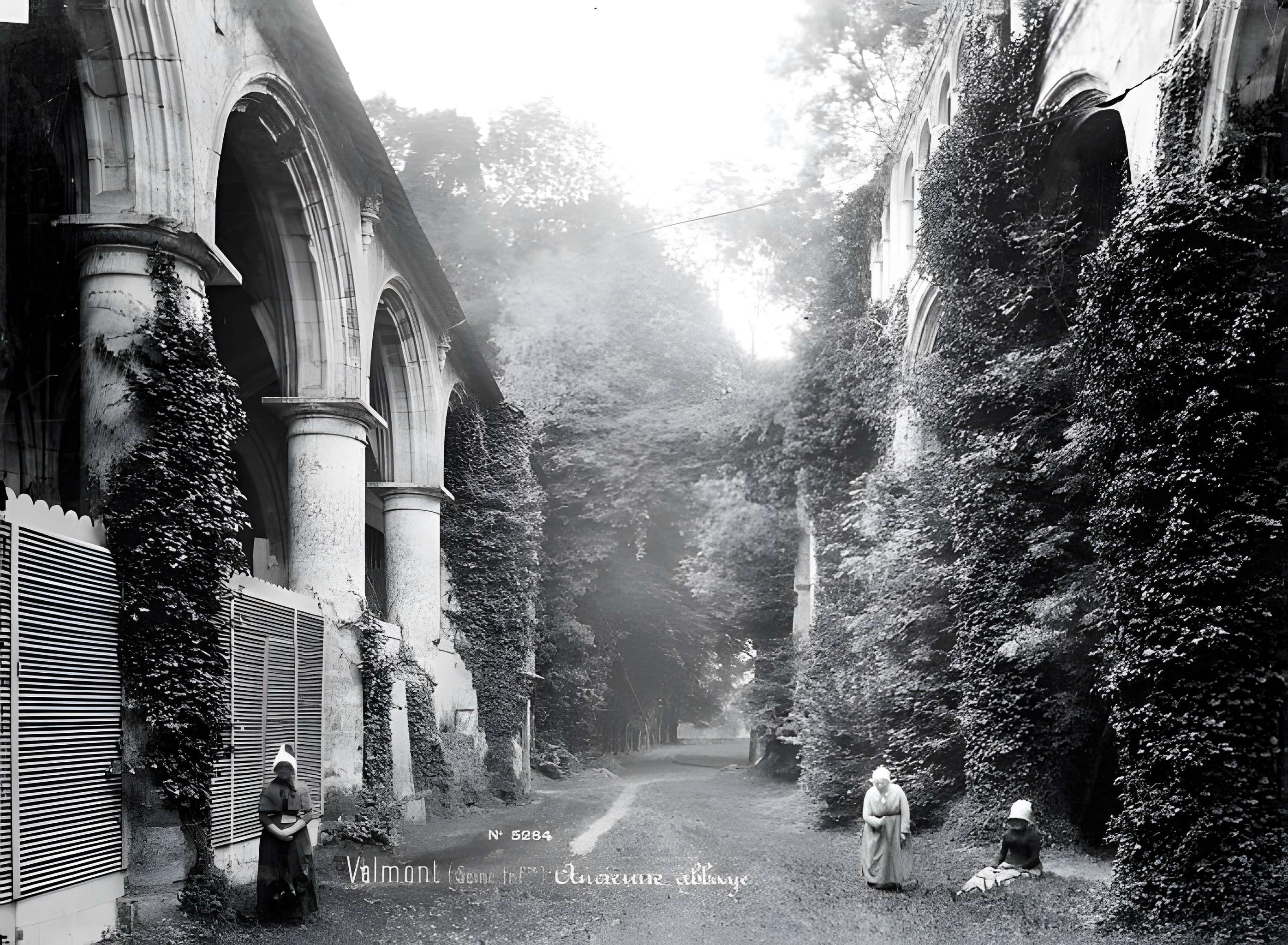 Ancienne abbaye (également sur commune de Thérouldeville)