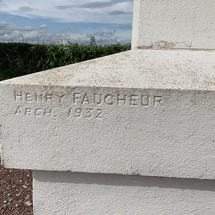 Photo de Nécropole dite Grande Tombe de Villeroy