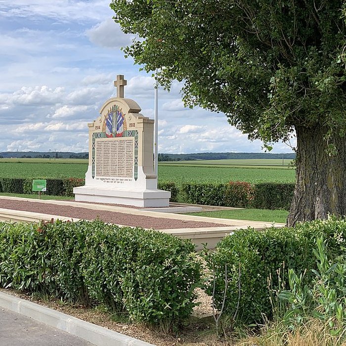 Photo de Nécropole dite Grande Tombe de Villeroy