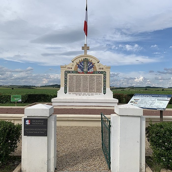 Photo de Nécropole dite Grande Tombe de Villeroy