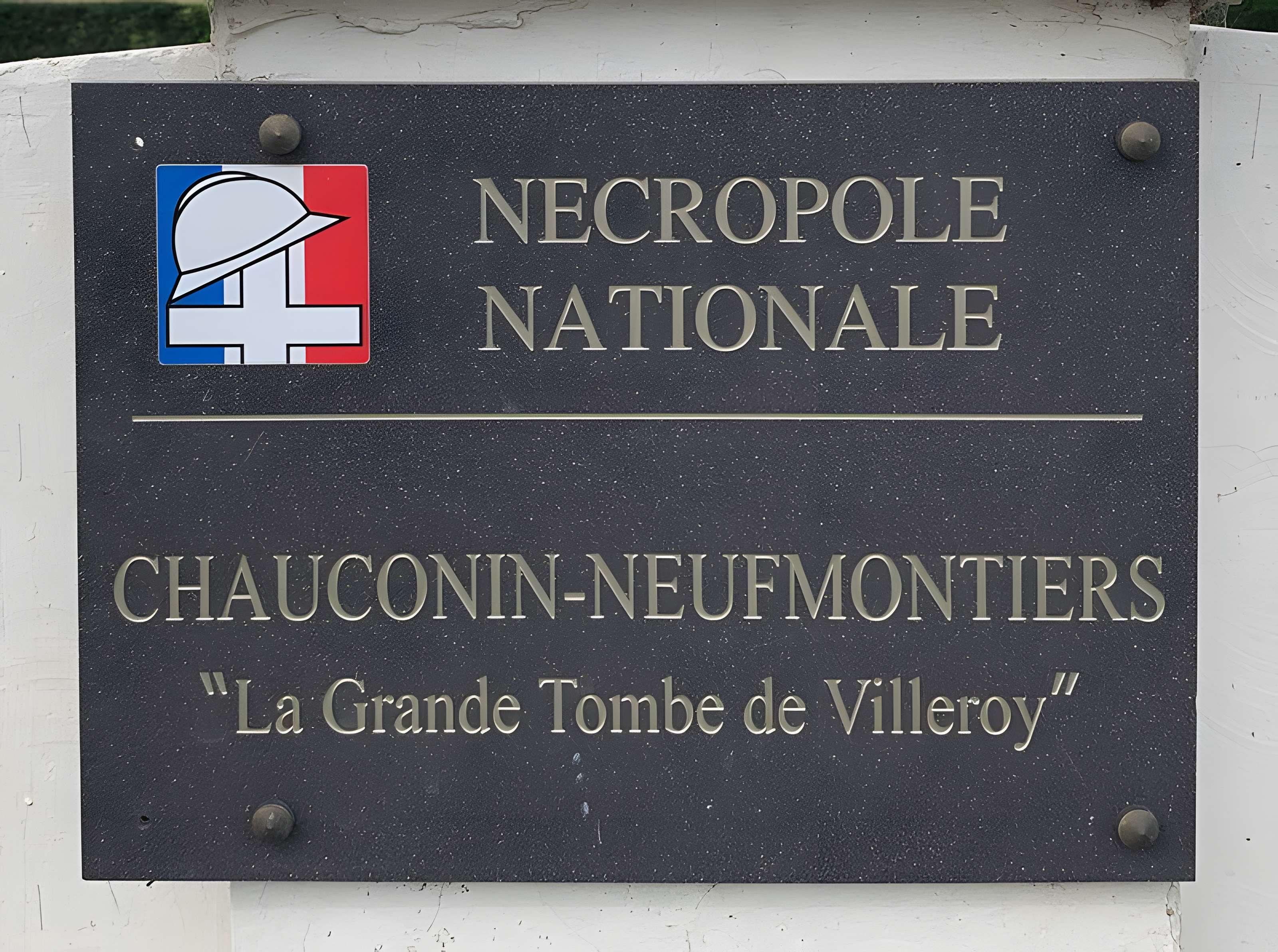 Nécropole dite Grande Tombe de Villeroy