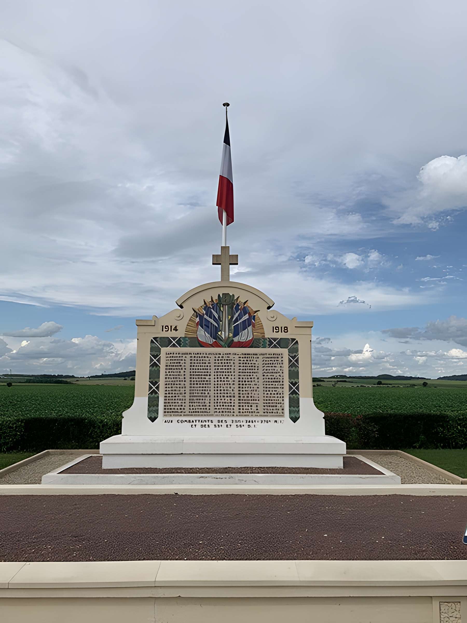 Nécropole dite Grande Tombe de Villeroy